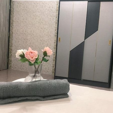 Queen Room Bukit Mertajam Alma Impian מראה חיצוני תמונה