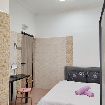 Queen Room Bukit Mertajam Alma Impian מראה חיצוני תמונה