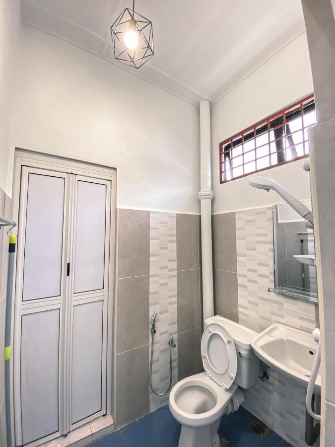 Queen Room Bukit Mertajam Alma Impian מראה חיצוני תמונה