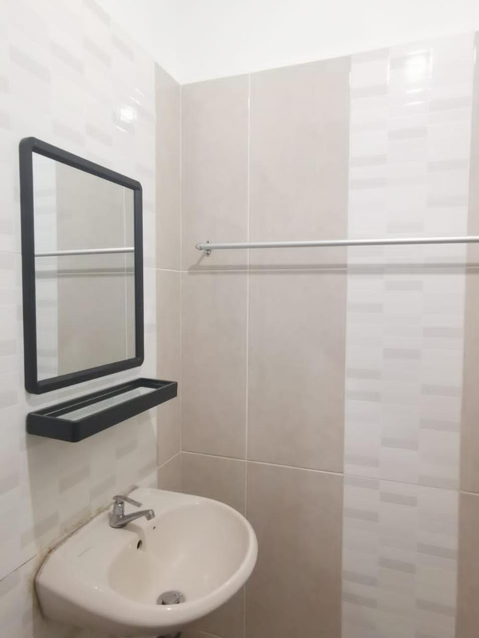 Queen Room Bukit Mertajam Alma Impian מראה חיצוני תמונה
